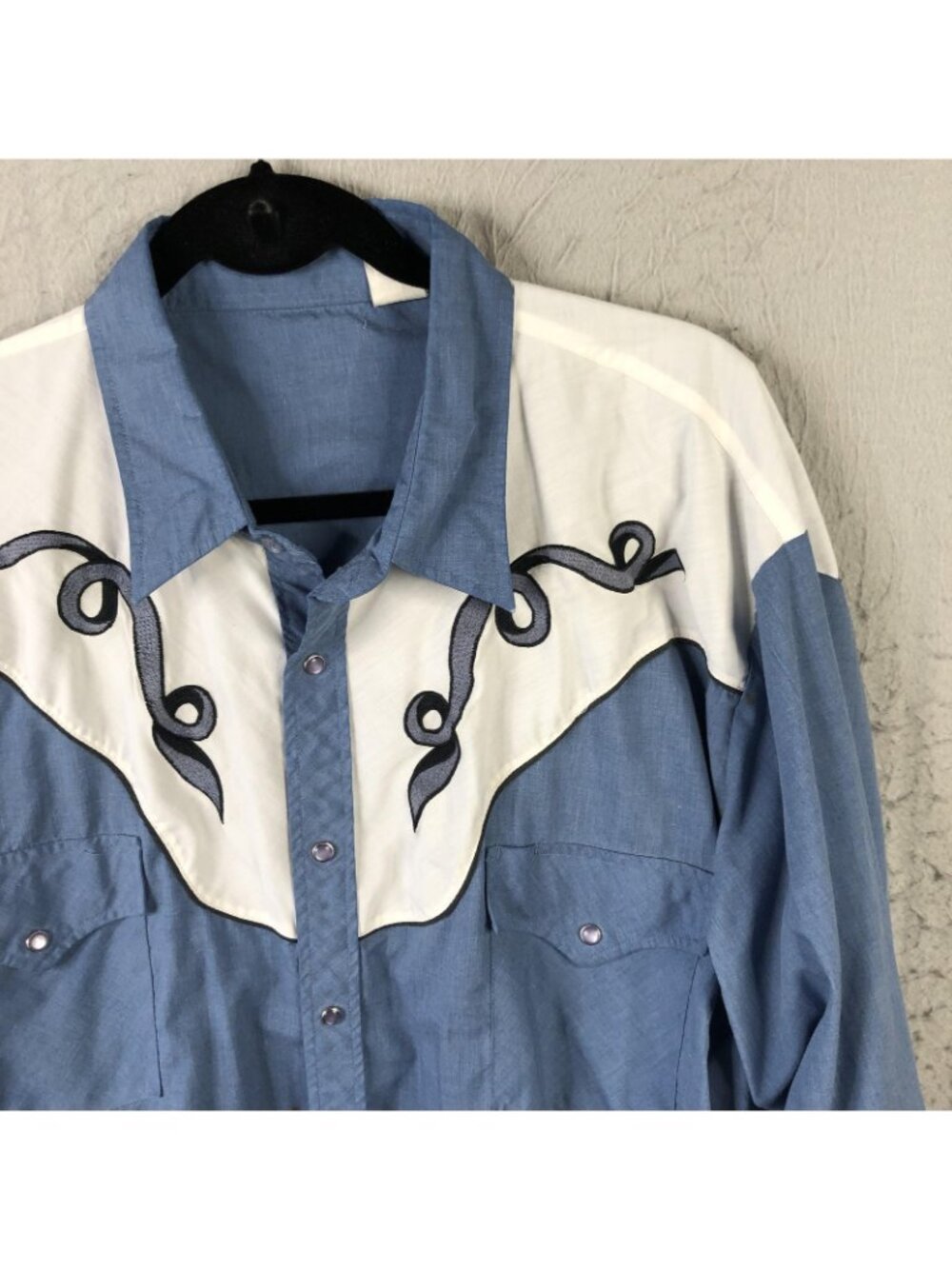 Western Shirt Mens XL Chambray Embroidered Snap Cowboy Ranch Rodeo Scrolls Thin - Picture 15 of 15